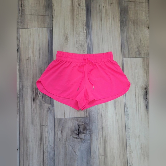 SOLD NWOT Tna Alayli Running Short - Picture 3 of 6